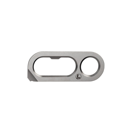 Translation missing: es.Leatherman OPNR from the front showing the milled details that are the function of the tool